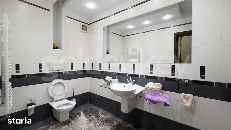 Casă cu 5 camere cu Teren 840 Mp în Central