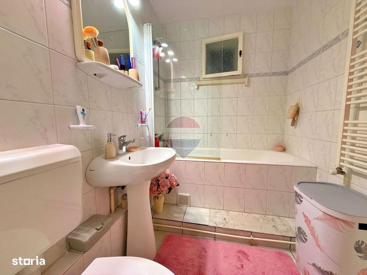 Apartament cu 3 camere decomandat în Banu Mărăcine