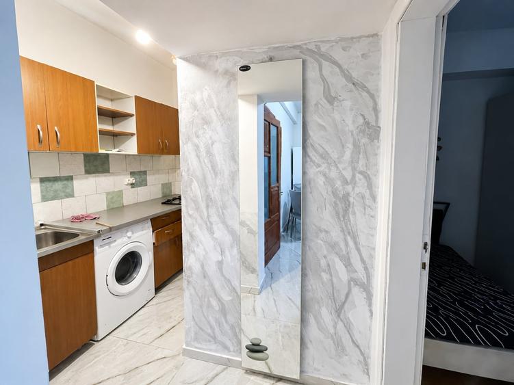 Apartament cu 2 camere semidecomandat, mobilat în Lipovei