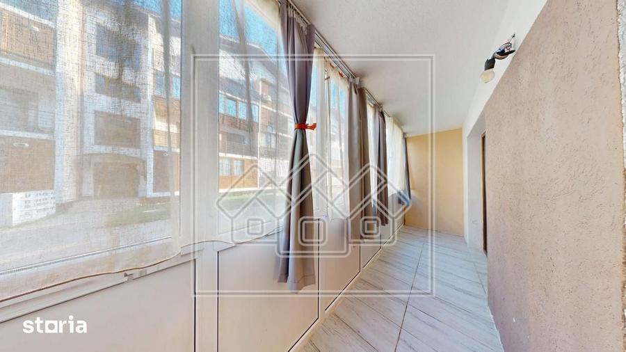 Ap cu 2 camere, balcon si loc de parcare - C. Arhitectilor - 1
