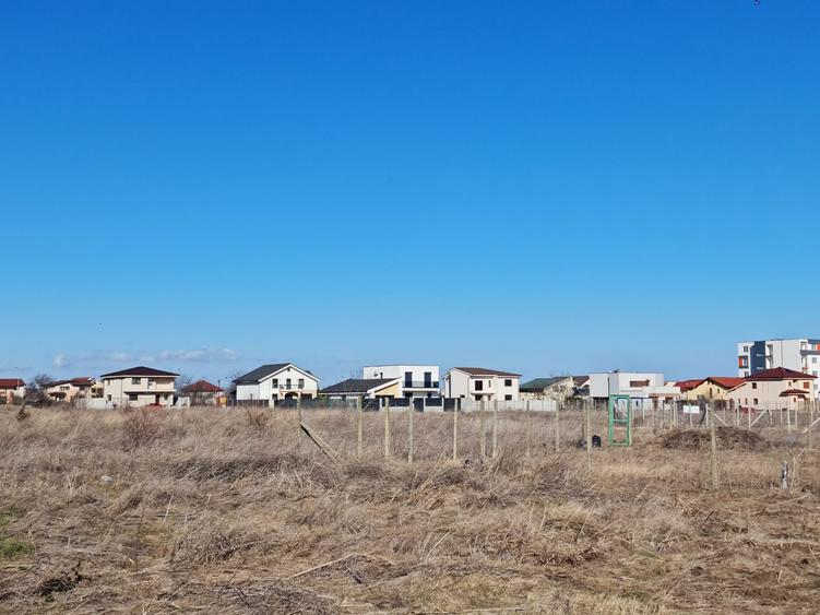 Teren Construcții intravilan de 500 mp, în Km 5
