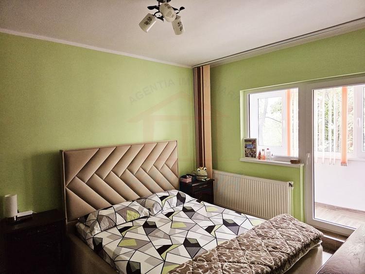 Apartament cu 2 camere decomandat, mobilat în Micro 20
