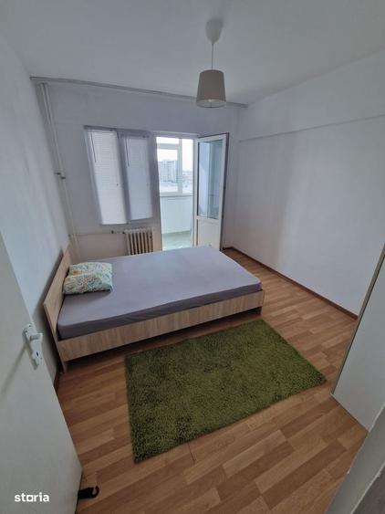 Apartament cu 4 camere decomandat în Militari
