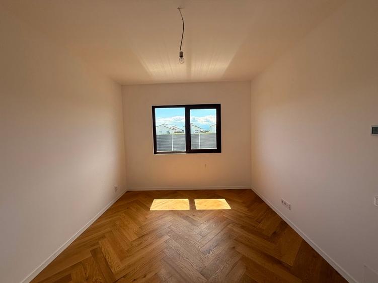 Casă individuală cu 3 camere cu Teren 509 Mp în Hălchiu