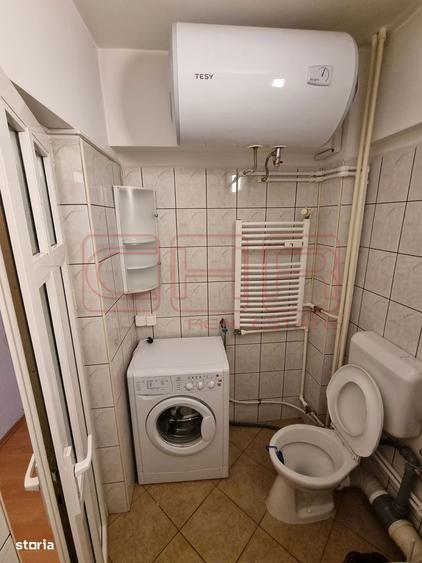 Apartament cu 3 camere decomandat, mobilat în Tei