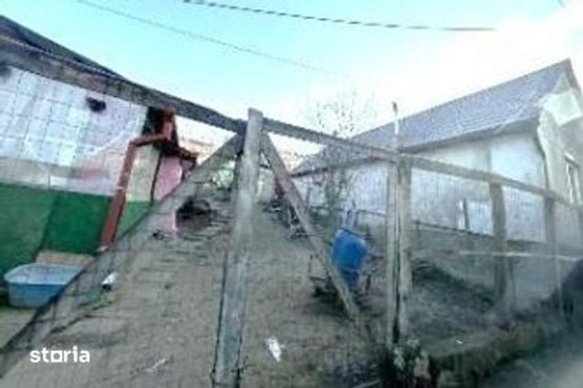 Casă cu 2 camere cu Teren 220 Mp în Bahnea