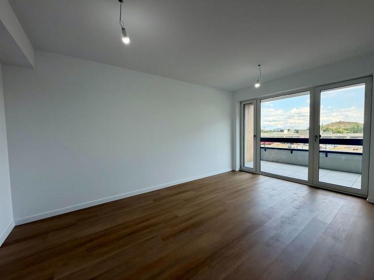 Apartament cu 2 camere decomandat în Bartolomeu