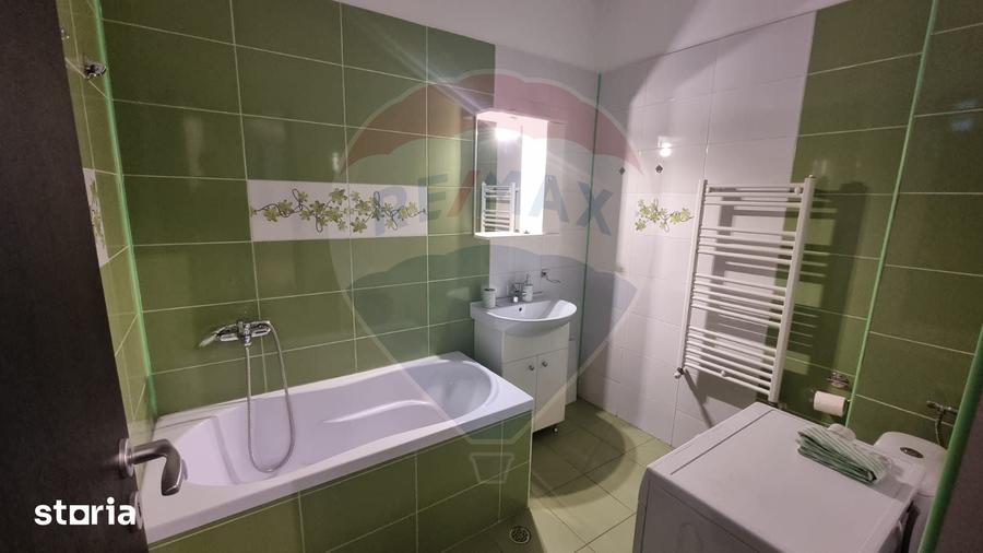 Apartament cu 3 camere în Dămăroaia