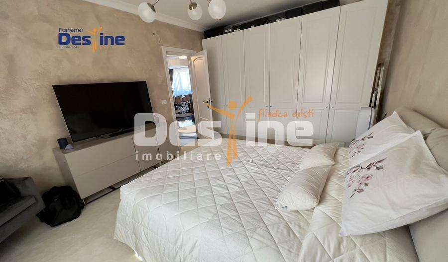 Apartament cu 3 camere decomandat, mobilat în Bucium