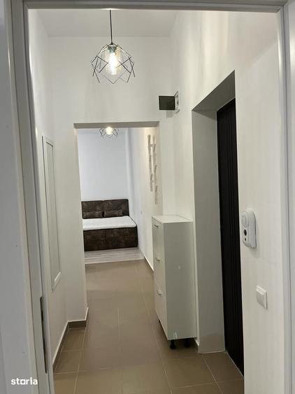 Apartament cu 3 camere decomandat în Păcii