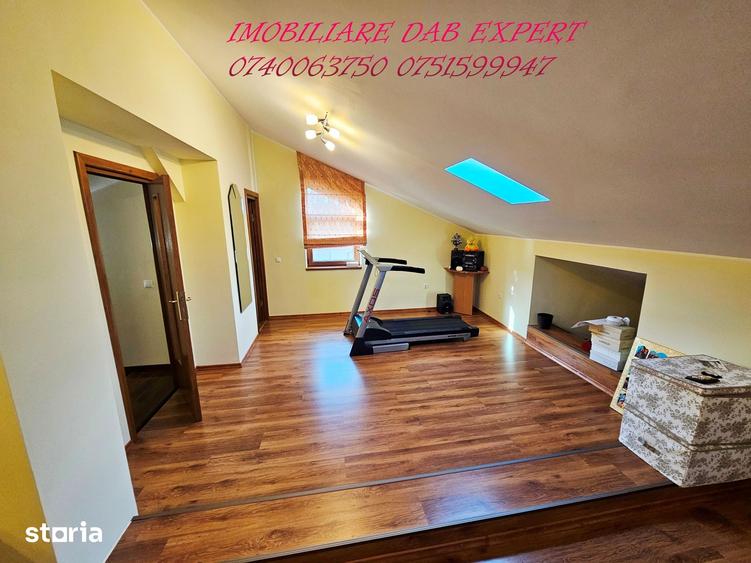 Casă cu 5 camere cu Teren 636 Mp în Central