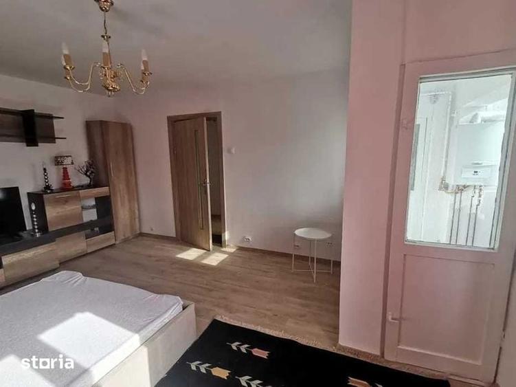Garsonieră decomandată în Gării