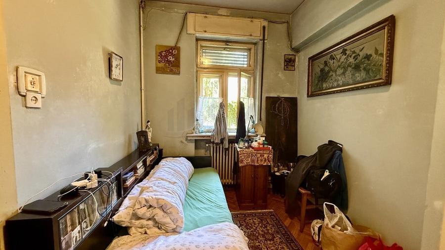 Apartament cu 3 camere decomandat în Dacia