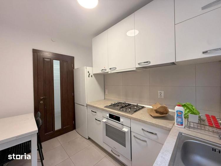 Apartament cu 2 camere, mobilat în Medicină