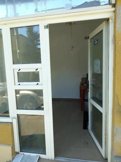 inchiriez spatiu comercial - 4