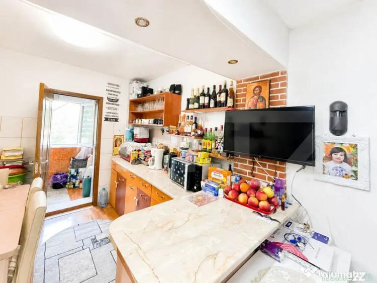 Apartament cu 2 camere decomandat în Sărari