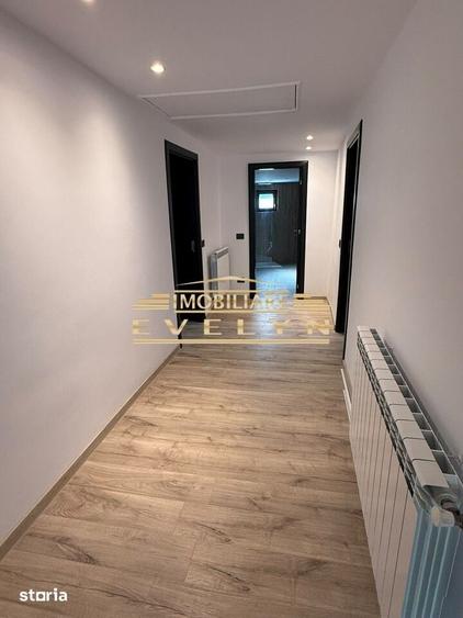 Casă cu 3 camere decomandat cu Teren 496 Mp în Central