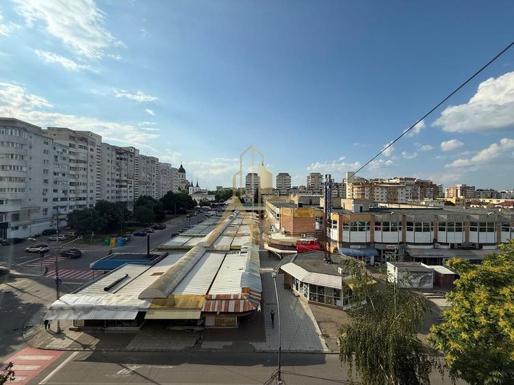 Apartament cu 3 camere decomandat, mobilat în Central