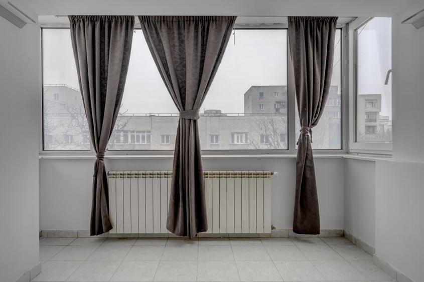 Apartament cu 2 camere semidecomandat, mobilat în Calea Călărașilor