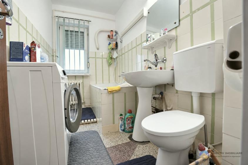 Apartament cu 2 camere semidecomandat în Precista