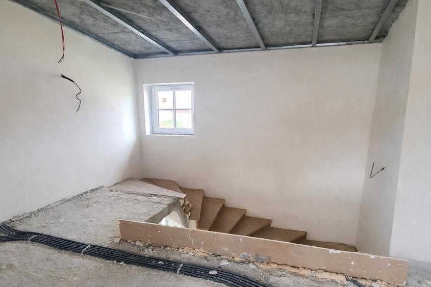Casă individuală cu 99 camere cu Canalizare în Corbeanca
