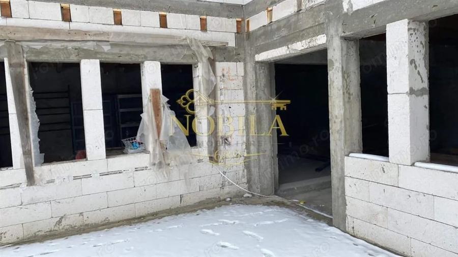 Casă cu Teren 760 Mp în Viișoara (Târgu Trotuș)