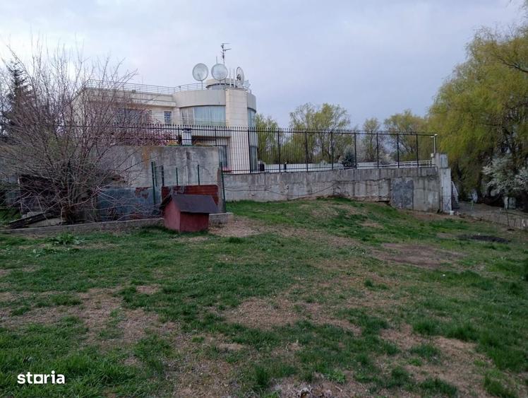 Spațiu comercial, în Străulești