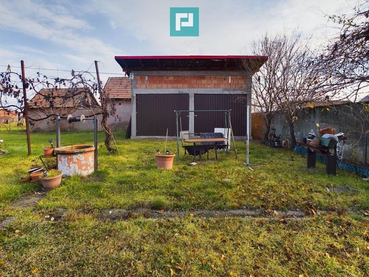 Casă individuală cu 3 camere cu Teren 2622 Mp în Turnu