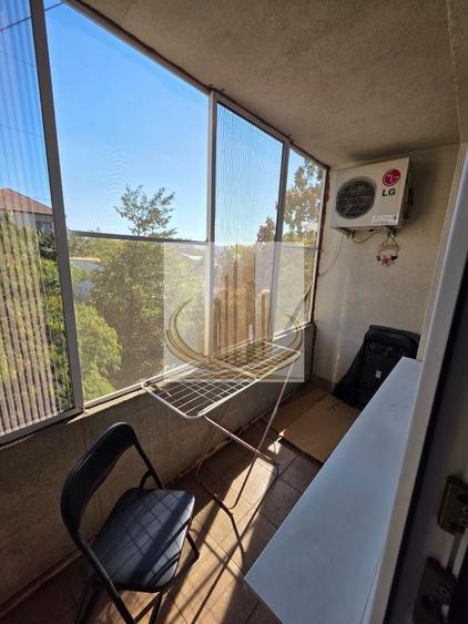 Apartament cu 3 camere semidecomandat, mobilat în Gheorghe Lazăr