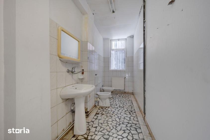 Spațiu comercial, de 51 mp, în Pieptănari