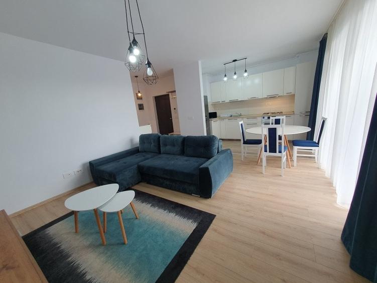 Apartament cu 2 camere decomandat, mobilat în Aradului