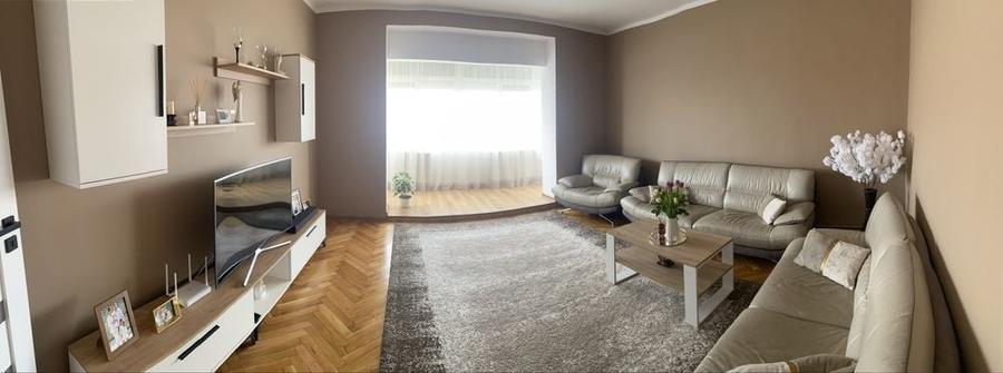 Apartament cu 4 camere decomandat, mobilat în Central
