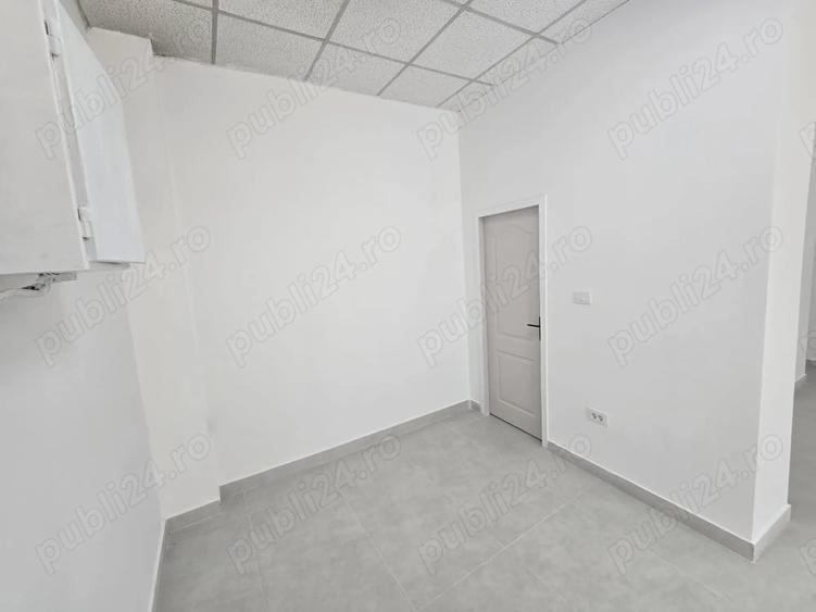 Spațiu comercial, de 52 mp, în Central