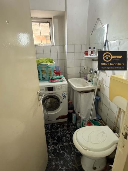 Apartament cu 4 camere decomandat în Traian