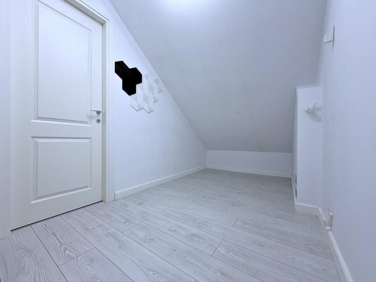 Apartament cu 3 camere decomandat, mobilat în 13 Septembrie
