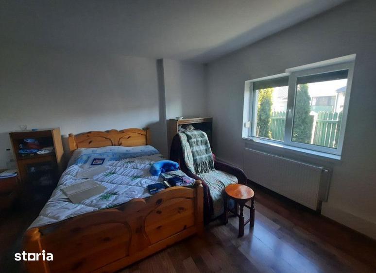 Casă cu 4 camere cu Canalizare în Gara Veche