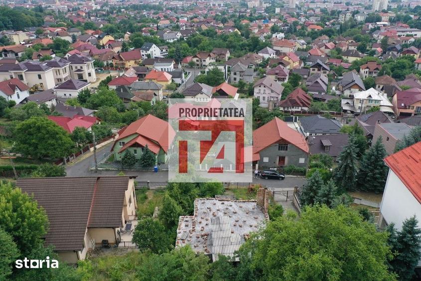 Casă cu 2 camere cu Teren 790 Mp în Central