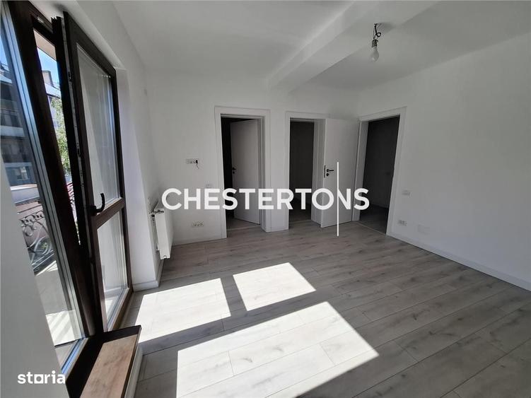 Casă cu 4 camere cu Teren 280 Mp în Central