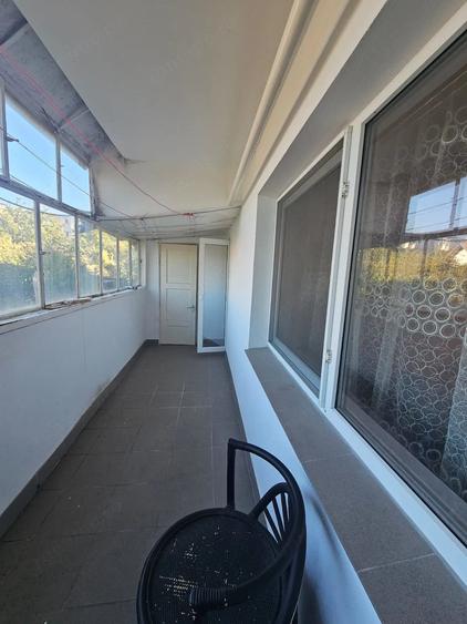 Apartament cu 3 camere decomandat în Dorobanți
