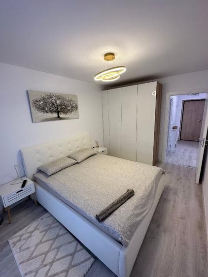 Apartament cu 2 camere decomandat, mobilat în Theodor Pallady