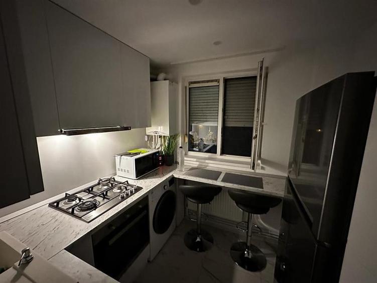 Apartament cu 2 camere decomandat în Olimpia-Stadion