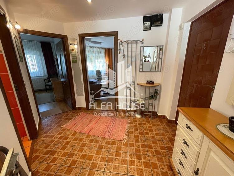 Apartament cu 2 camere decomandat în Central