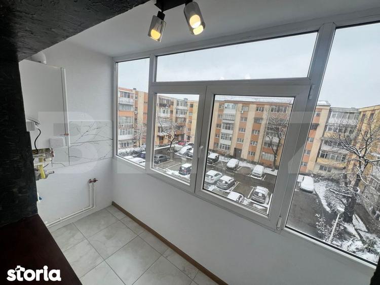 Apartament cu 3 camere semidecomandat în Central