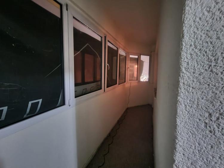 Apartament cu 4 camere decomandat în Obor