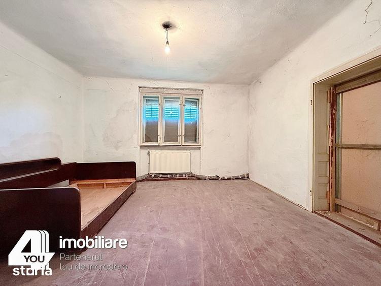 Casă cu 3 camere cu Teren 2114 Mp în Central