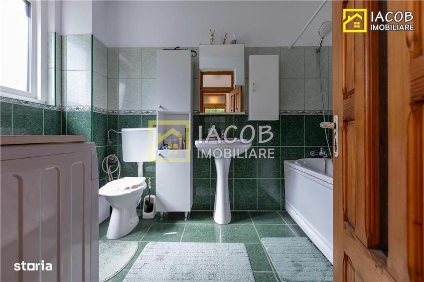 Casă cu 4 camere în Central