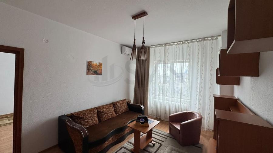 Apartament cu 2 camere semidecomandat în Romană