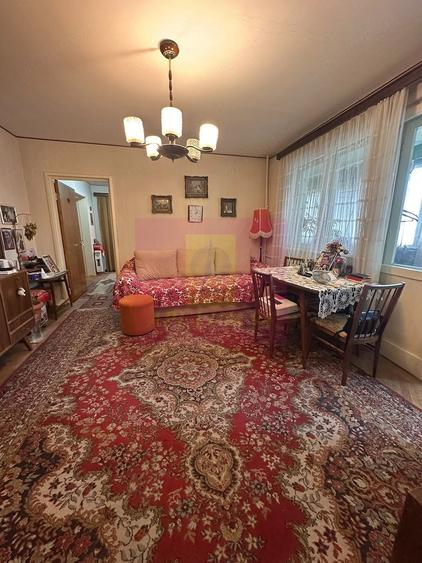 Apartament cu 3 camere semidecomandat în Militari