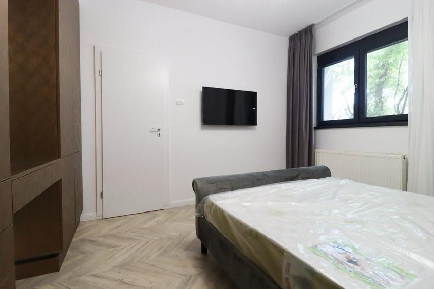 Apartament cu 2 camere decomandat în Barbu Văcărescu