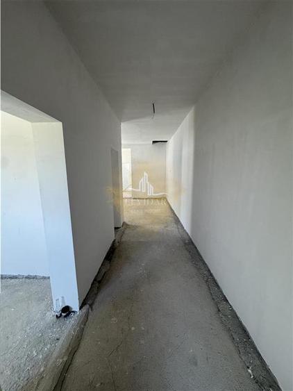Duplex cu 3 camere cu Canalizare în Moșnița Nouă